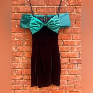 Calling all GenX… vintage Jessica McClintock prom dress!